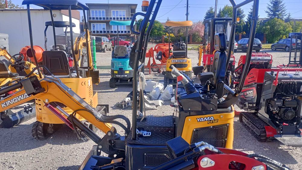 Wynajem minikoparki  bez operatora 1200 kg