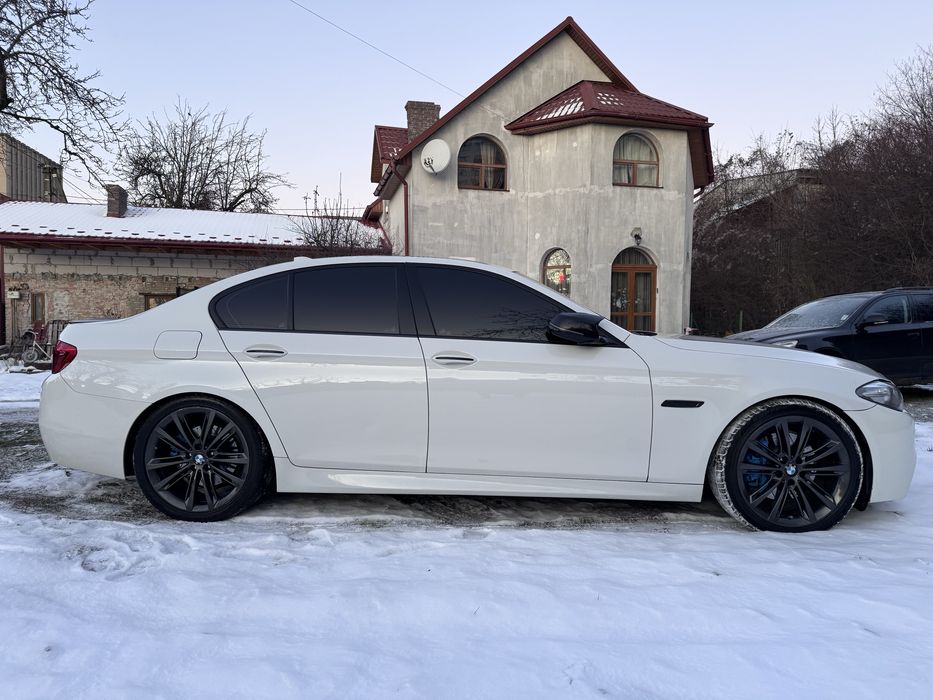 BMW F10 535i 2015 рік задній привід