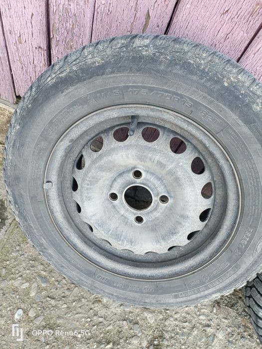 Sprzedam felgi 13 rozstaw 4x100