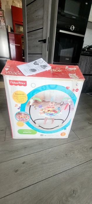 Розважальний центр - стрибуни Fisher Price