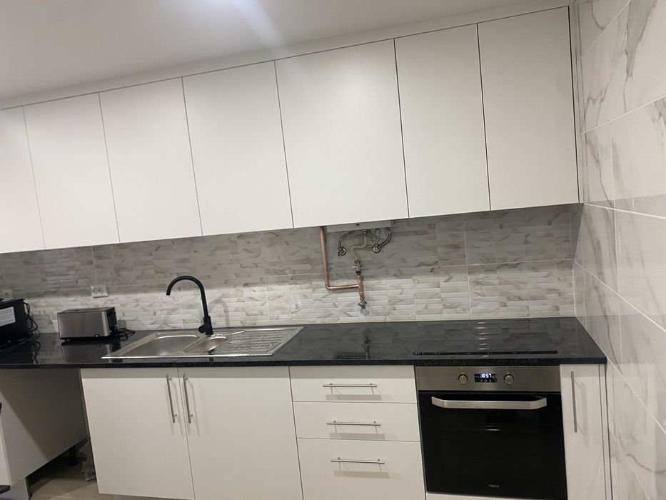 Quarto para estudante em apartamento remodelado - São Domingos