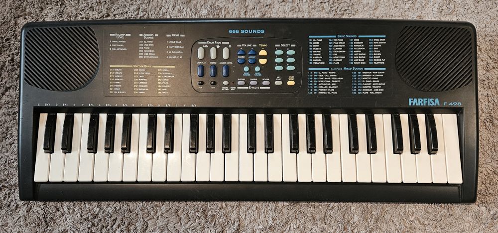 Keyboard do nauki w idealnym stanie