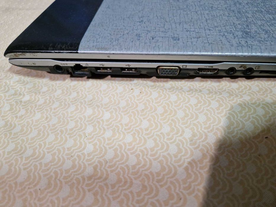Laptop Samsung RV511