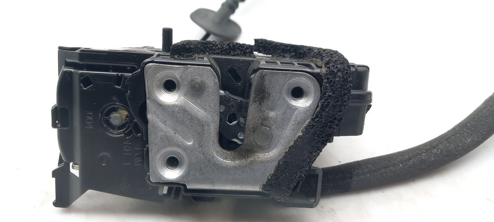 Fechadura / fecho porta trás direito RENAULT Zoe (BFM_)