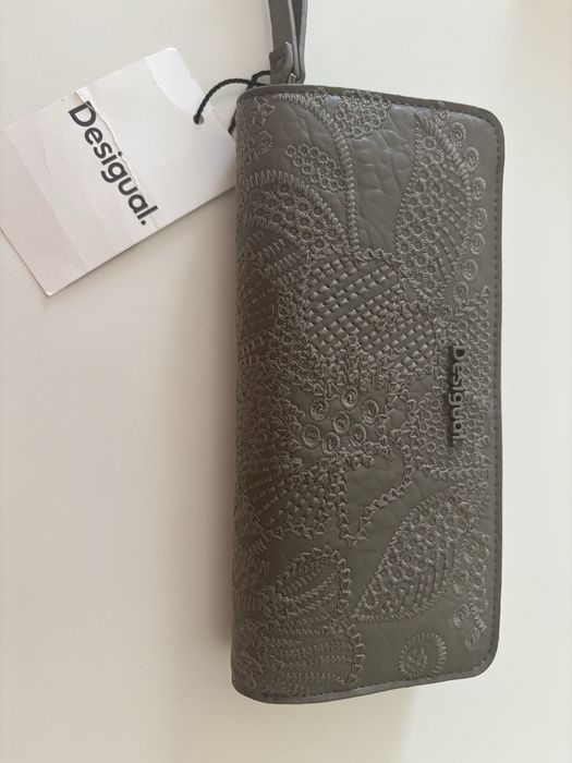 Portfel skórzany Desigual new casual 18/11