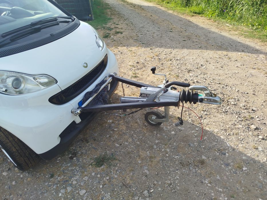 Smart com lança para reboque autocaravana