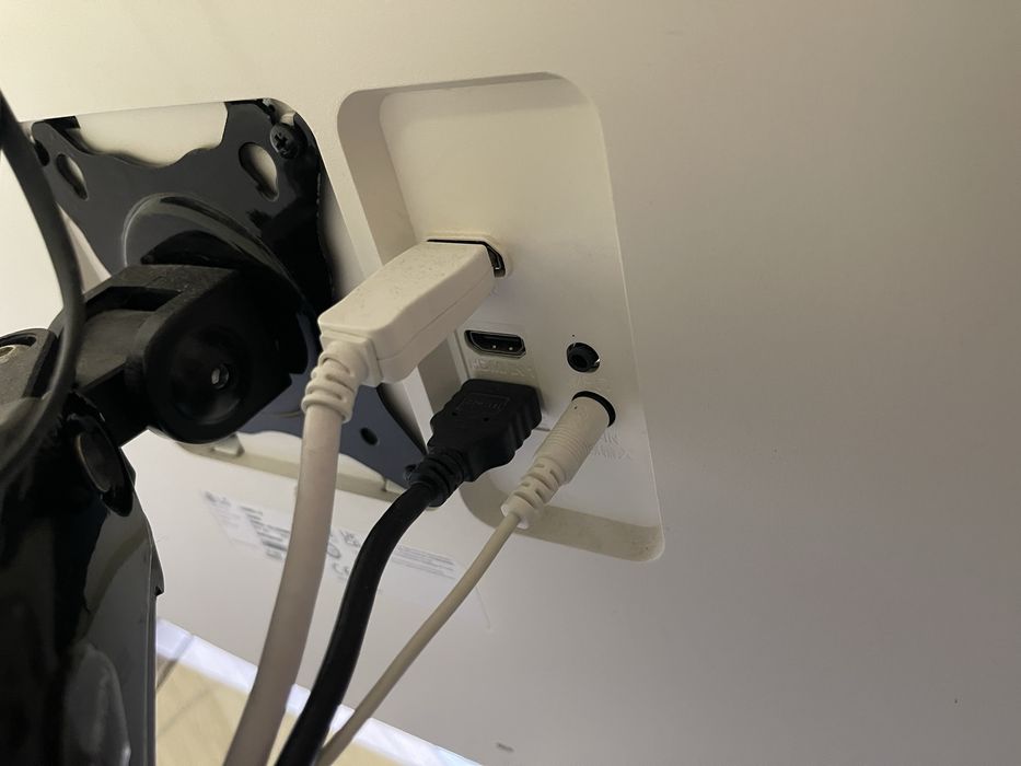 Monitor LG 32UN500 32” 4K  60Hz