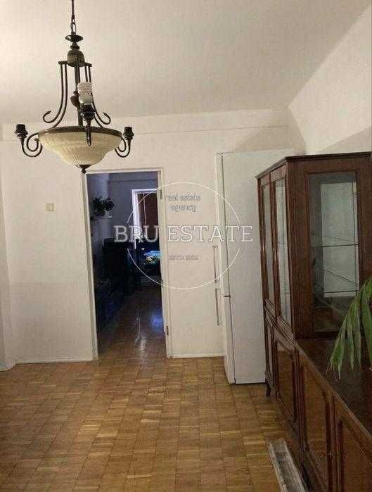 Продам 3 к квартиру  вул.Братиславська 36  м.Чернігівська