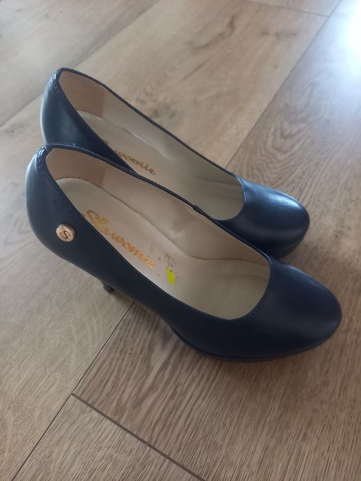 Szpilki granatowe rozm 36