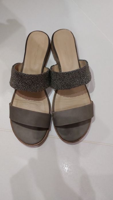 Кожаные шлёпанцы