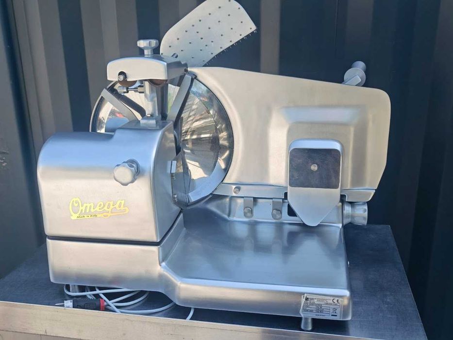 Krajalnica  Omega VS 370 do wędlin sera mięsa Made in Italy