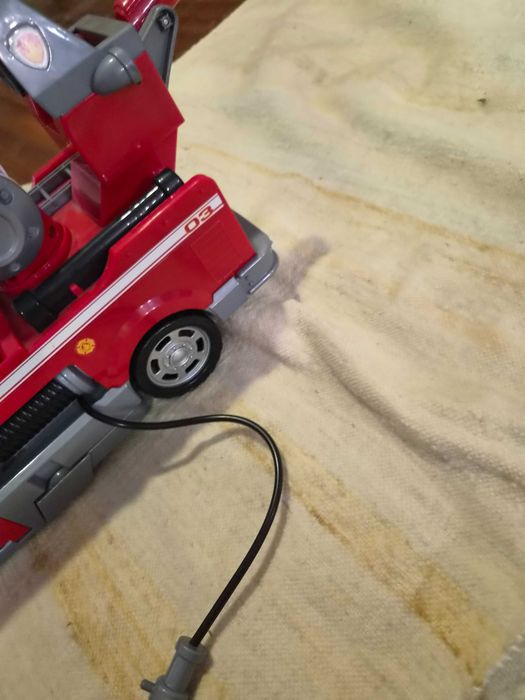 Patrulha Pata Ultimate Rescue Fire Truck — Marshall