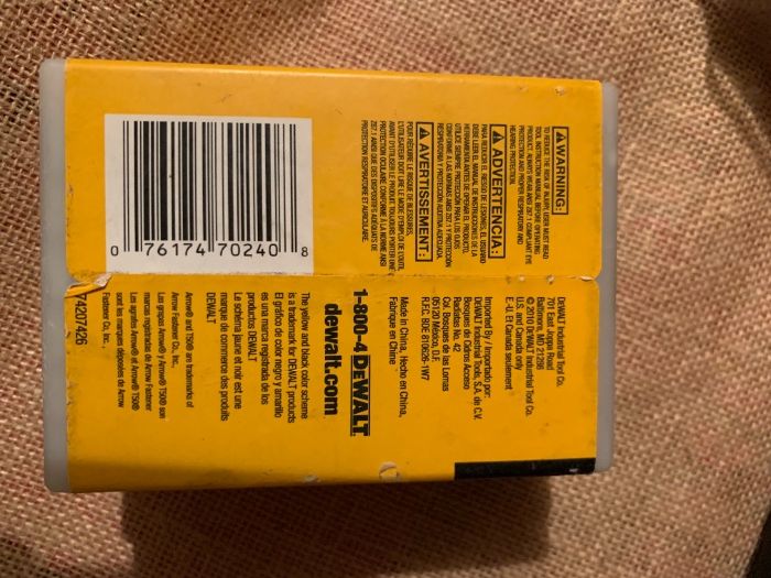 Zszywki do Takera Zszywacza Dewalt. 5000 szt.