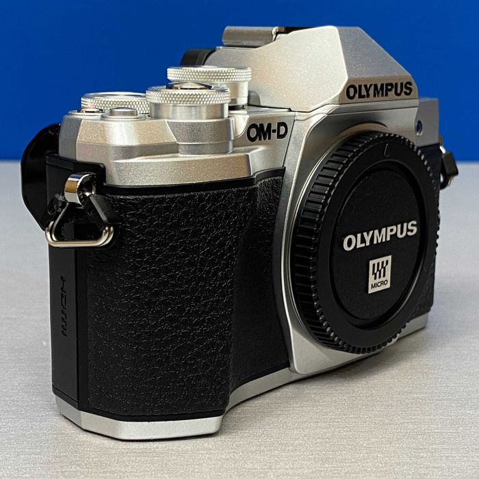 Olympus OM-D E-M10 Mark III (Corpo) - 16.1MP