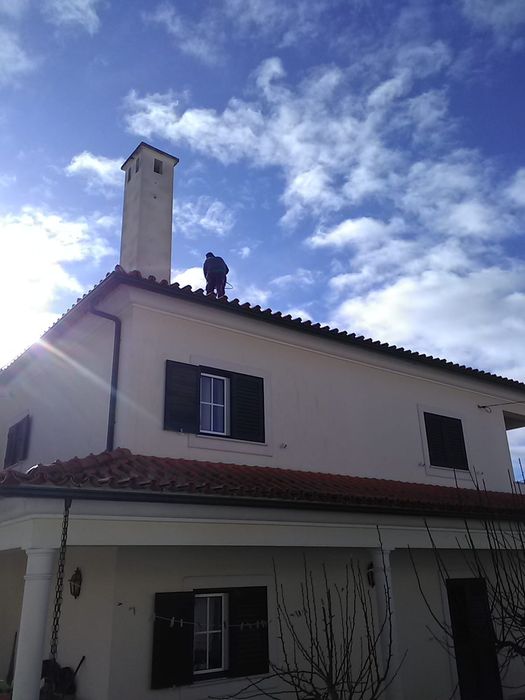 Obras . Telhados  pintura  pladur   esolamento   mosaico