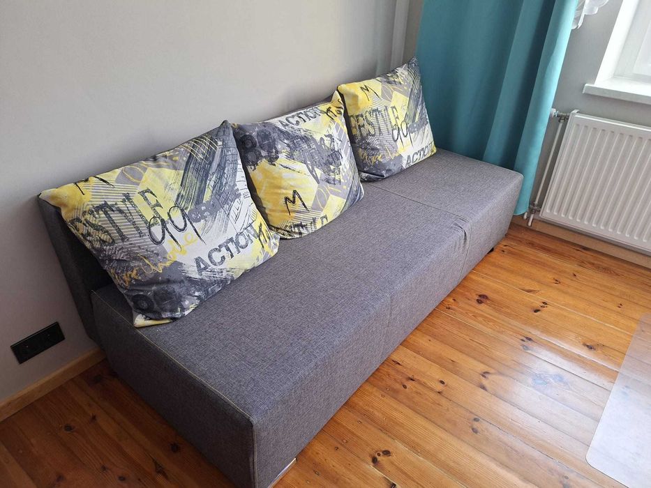 Sofa kanapa rozkładana w bardzo dobrym stanie