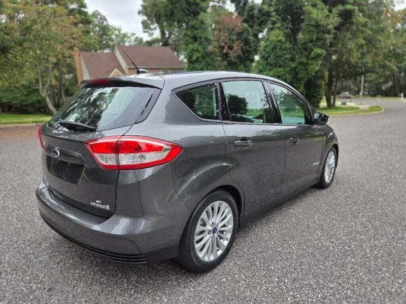 2017 Ford C-MAX Hybrid SE
