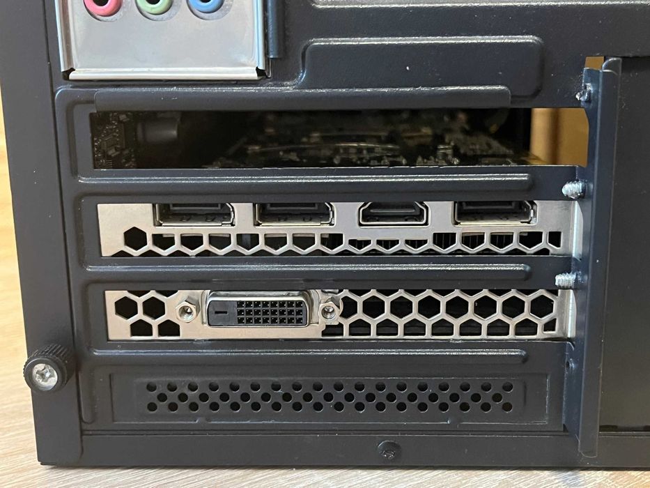 Komputer Gamingowy GTX 1070 8GB i5 SSD / Gotowy do grania