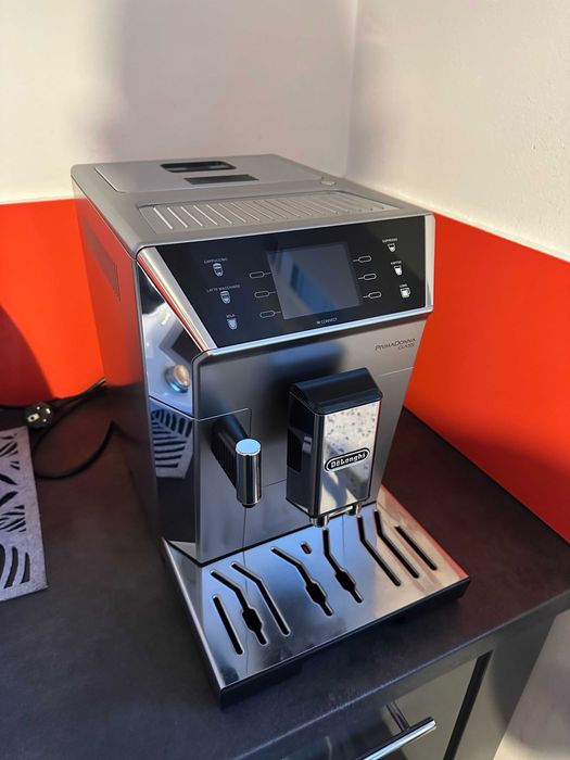 Ekspres Delonghi Primadonna