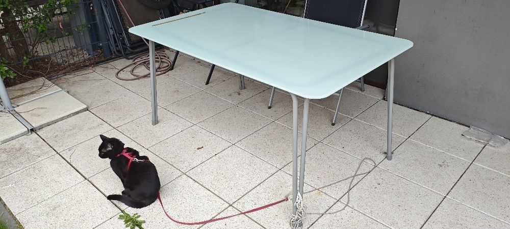 Stół 6-os. ze szklanym blatem na ogród, taras