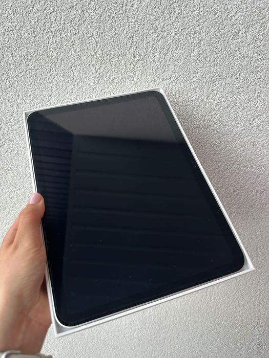 iPad 11, srebrny