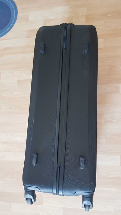 Duża walizka Walizka na kółkach marki Puccini -75х50х28cm