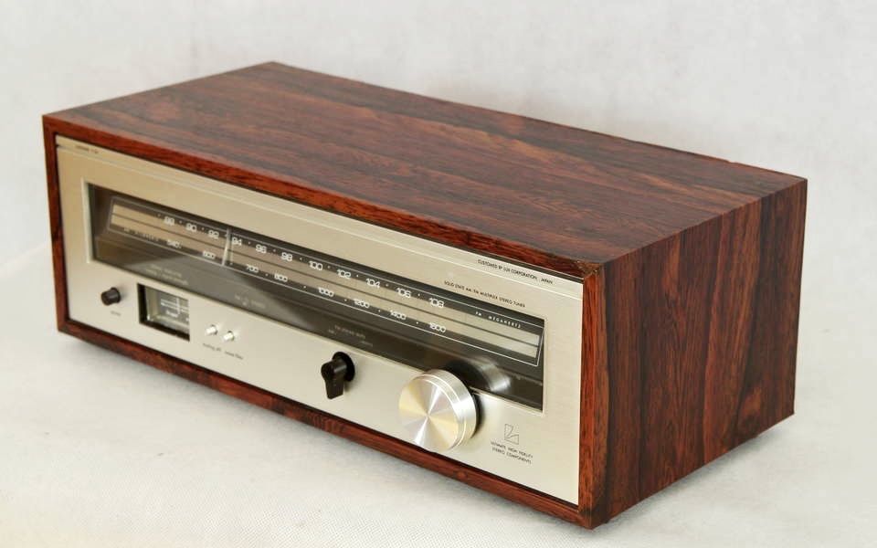 Luxman T-34, FM/AM Tuner analogowy