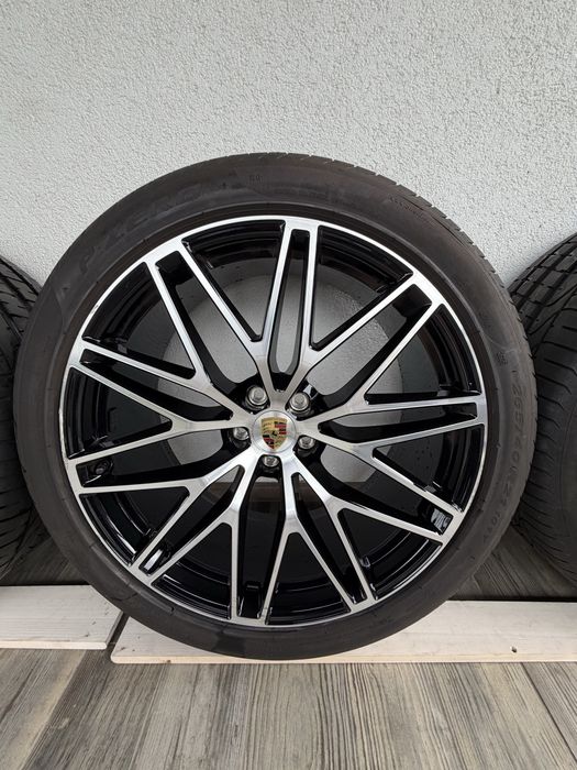 Диски  Porsche Macan S різноширокі з резиною Pirelli, 265 40 21, 295 35 21