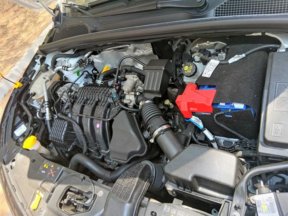 Renault Clio imperdível 2020 65000km