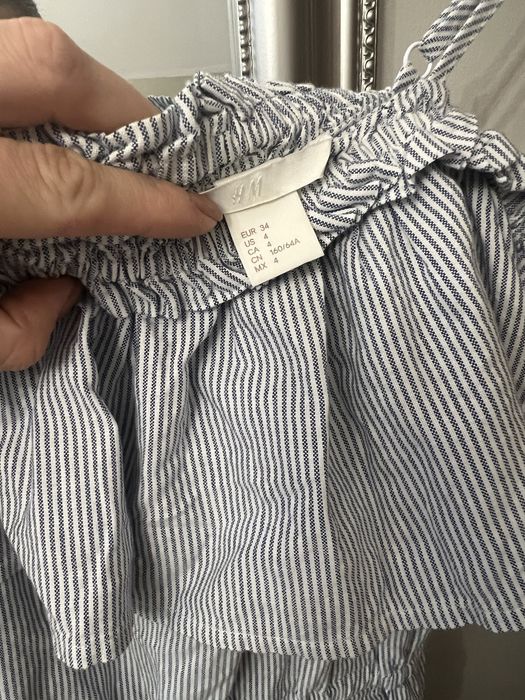 Kombinezon H&m 34 XS 36 S biały niebieski falbanki