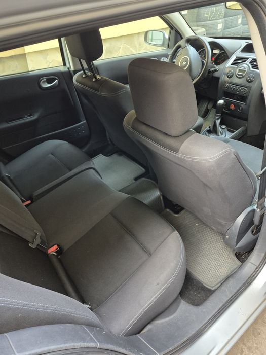 Оренда/Аренда  авто Рено Меган  1.6 газ/бензин