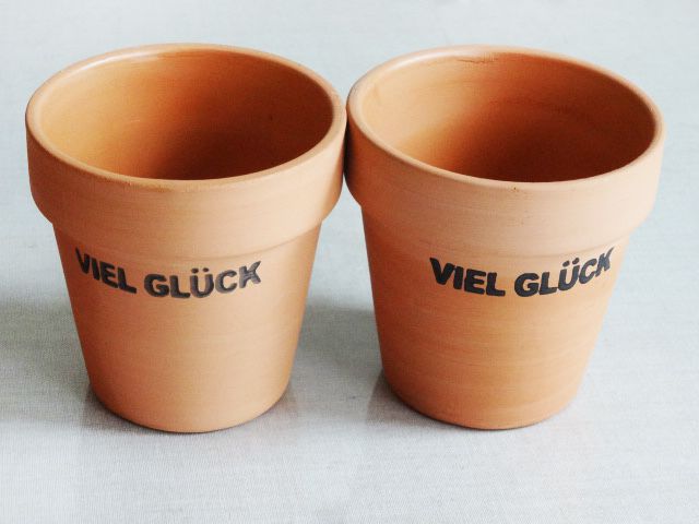 Горшки под вазоны