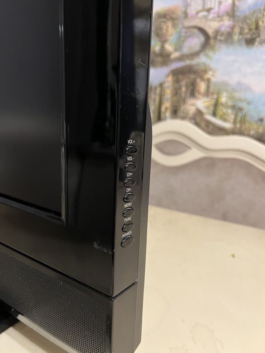 Телевізор NORDMANDE 32