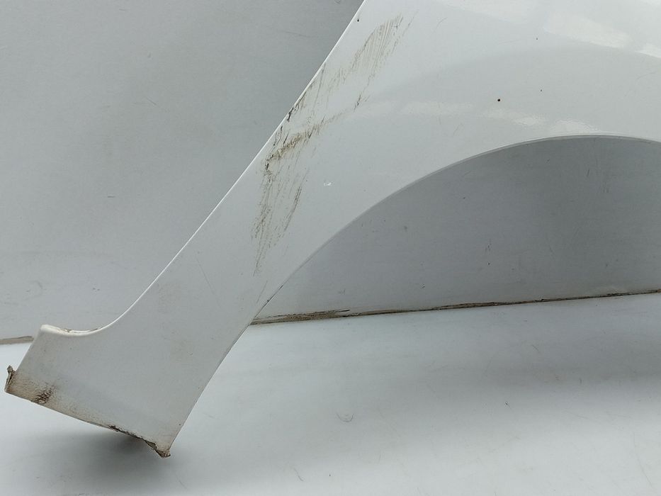 Guarda-lamas direito HYUNDAI i30 (GD)