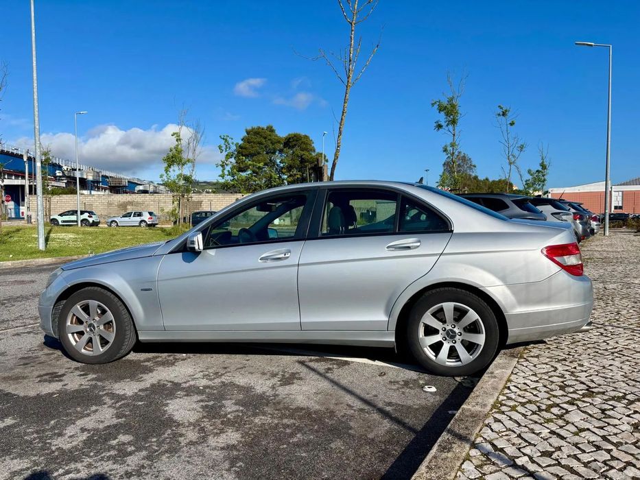 Mercedes-Benz C 220 CDI Avantgarde BlueEfficiency Aut.