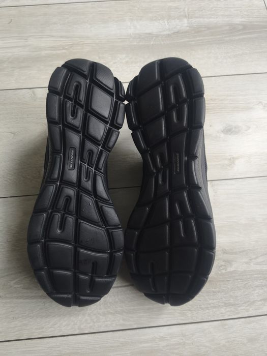Кросівки Skechers Dynamight, кроссовки Skechers Dynamight