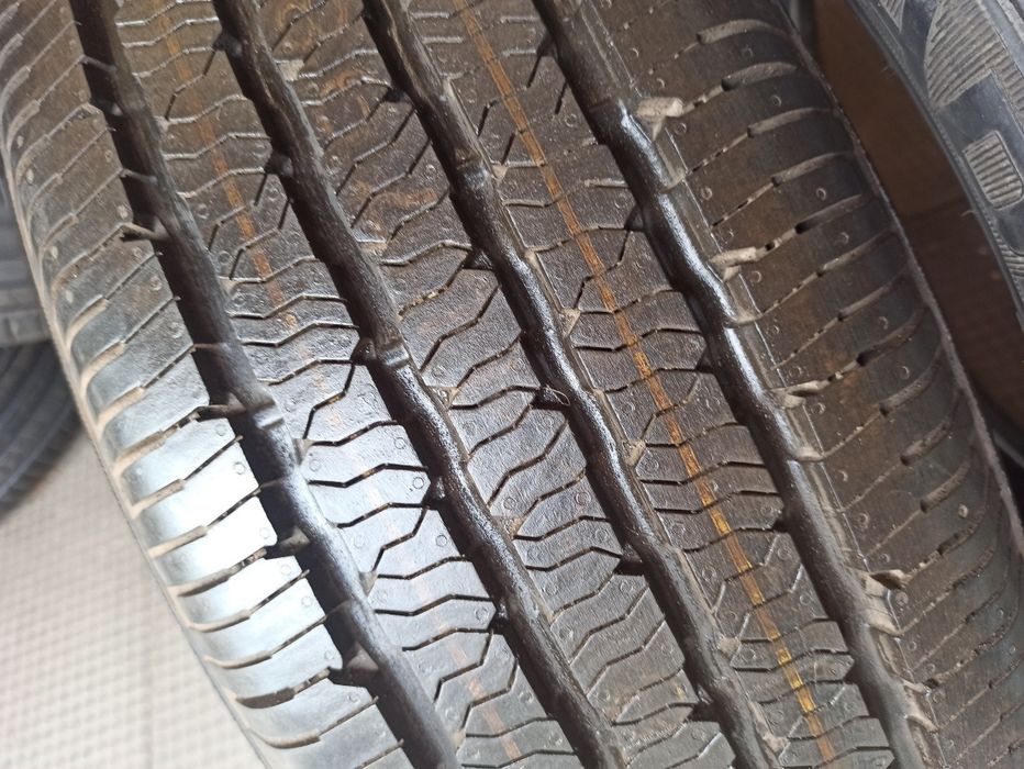 Летняя резина ПАРА 235/60 R18 Kumho Road Venture