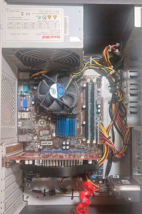 Системний блок на базі 4х ядерного процесора Q9300,DDR3.