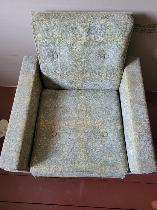 Кресла бувші у використанні