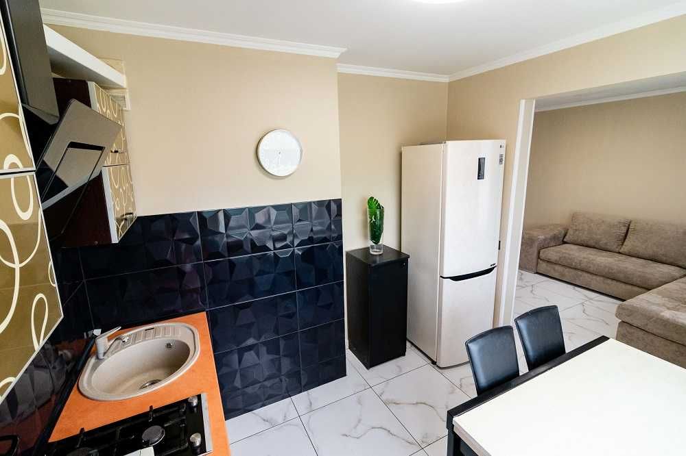 Здам на тиждень 3к.квартира, Оболонь, вул. Прирічна 5, ЗНИЖКИ В ОПИСІ!