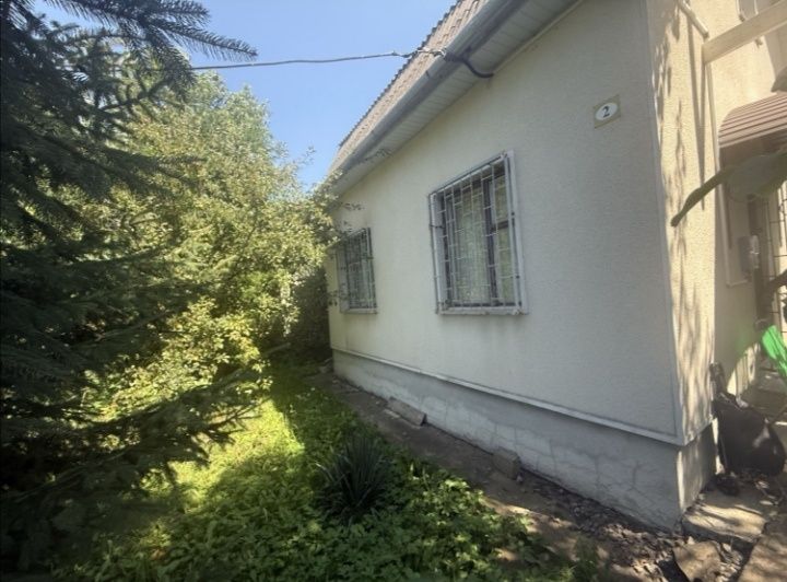 Продається дача біля озера