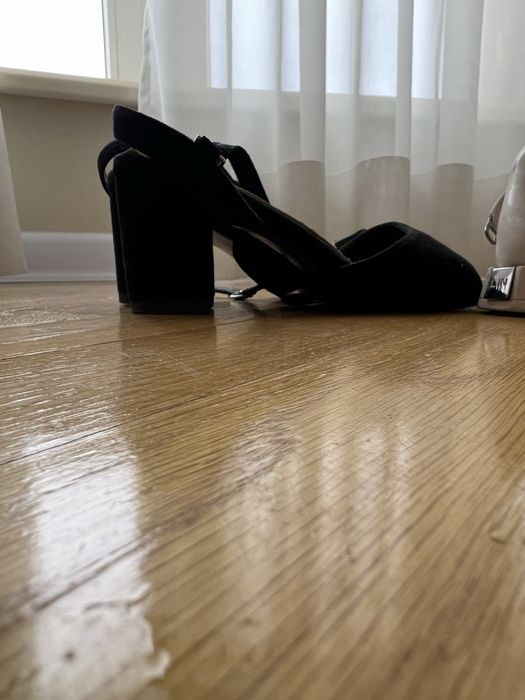 Босоніжки шкіряні , розмір 36