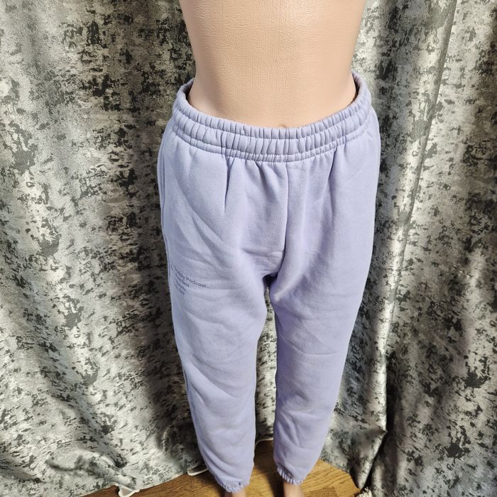 Жіночий теплий костюм