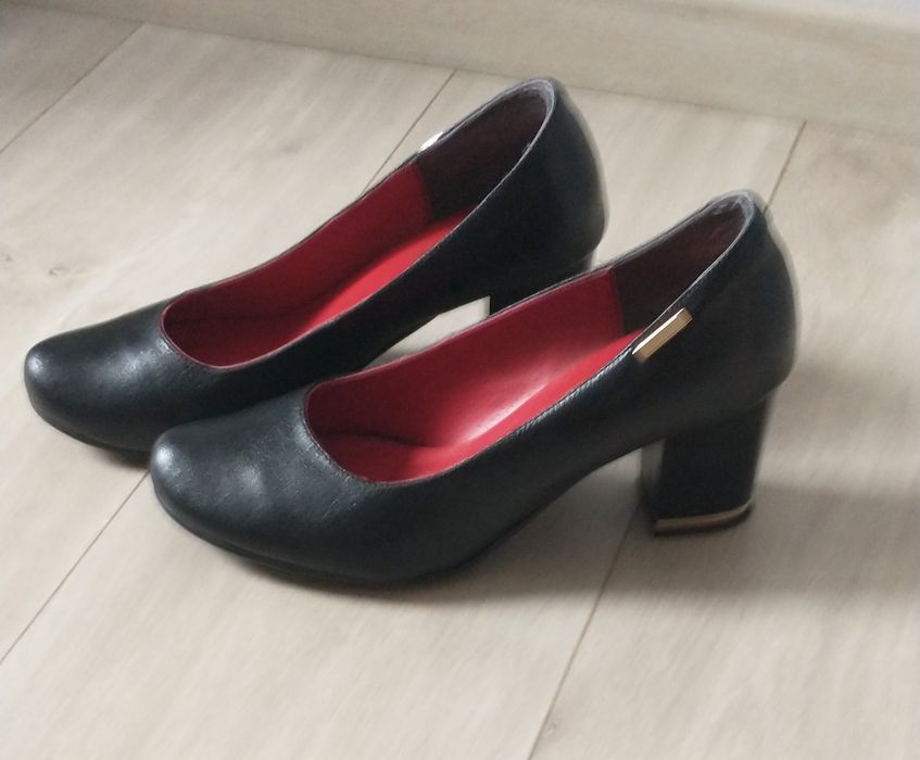 Buty damskie skórzane
