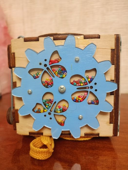 Продам бізі куб .бізі кубик