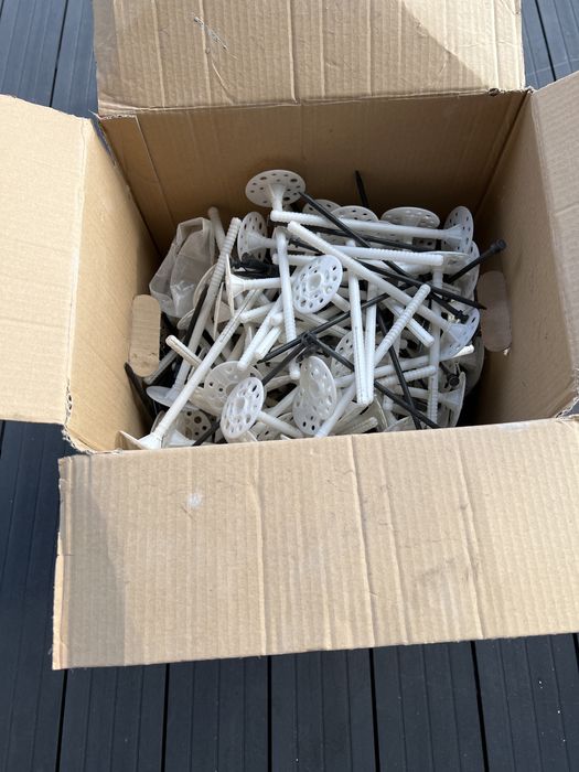 Łączniki izolacji Wkręt-Met 10 x 200 mm 200 szt.