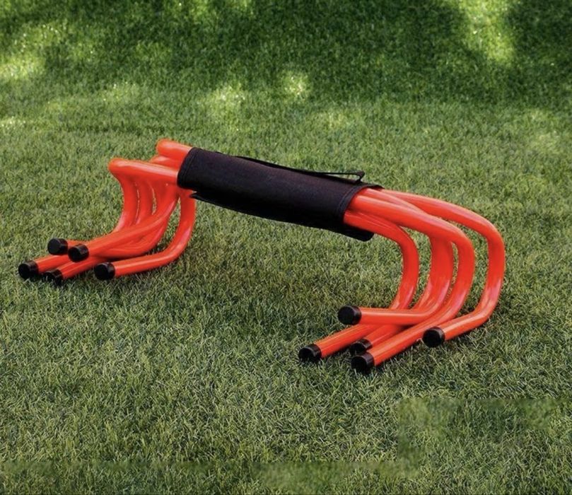 Тримач / Органайзер для футбольних бар'єрів та інвентарю