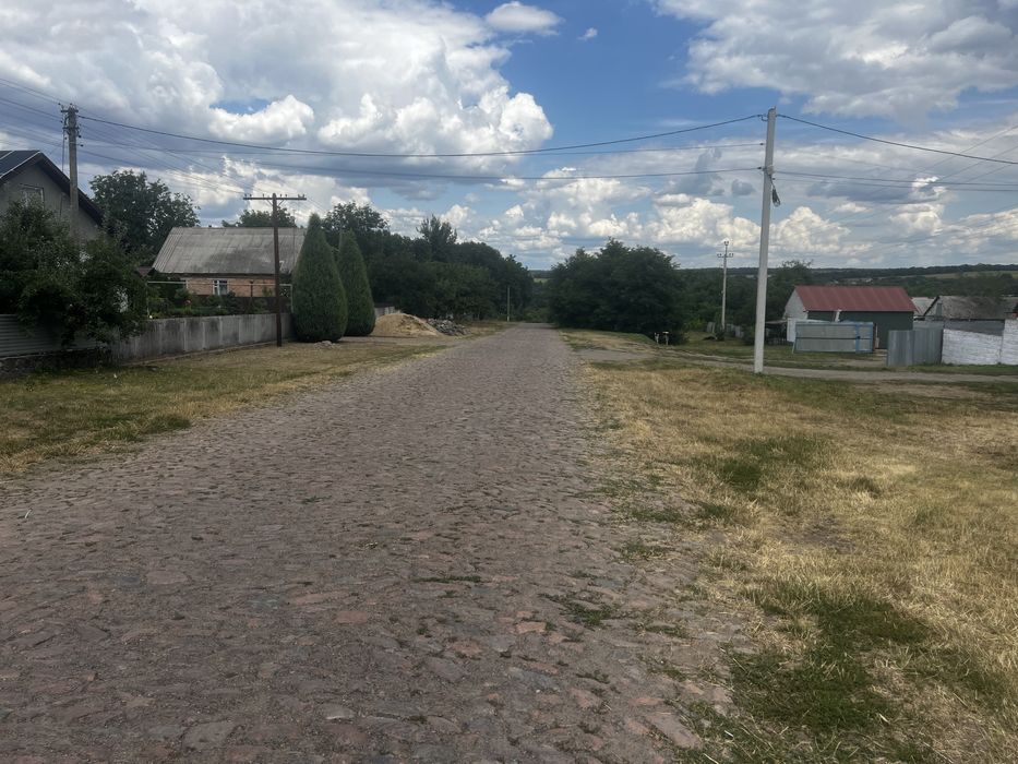 Продається Будинок із земельною ділянкою