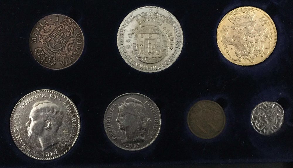 Grande Coleção de 40 Moedas  da História de Portugal