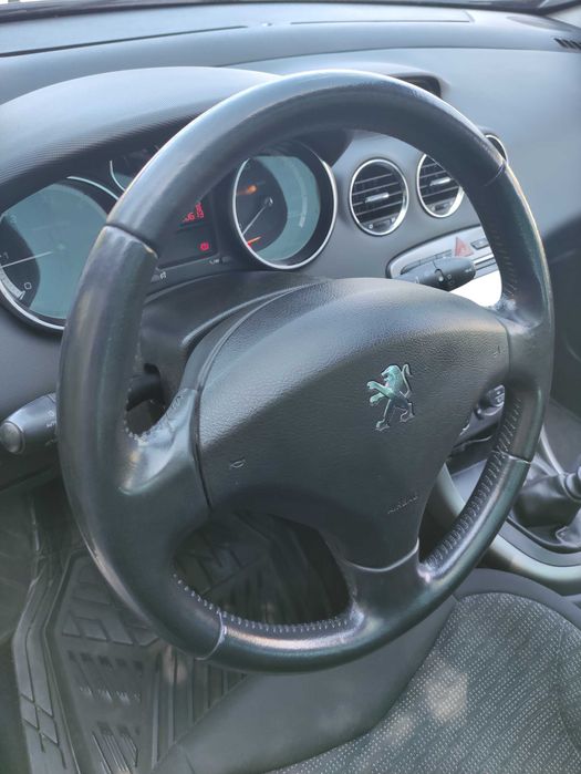 PEUGEOT 308 SW 1.6 HDi Diesel 112 cv  Executive, Caixa manual de 6 velocidades